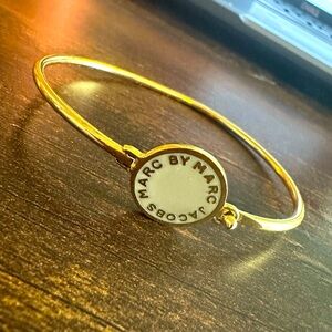MARC JACOBS GOLD BANGLE